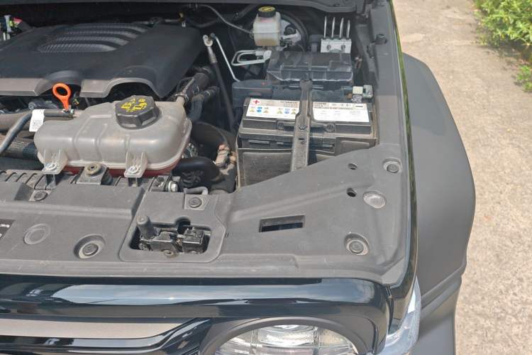 Used Tank 300 2024 2.0T Challenger Engine Bay Left