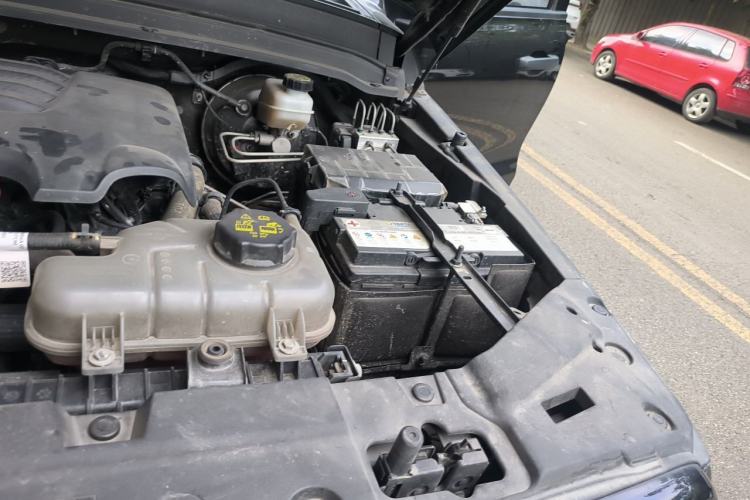 Used Tank 300 2024 2.0T Conqueror Engine Bay Left