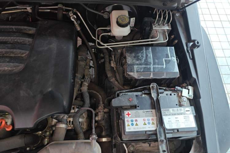 Used Tank 300 2024 2.0T Challenger Engine Bay Left