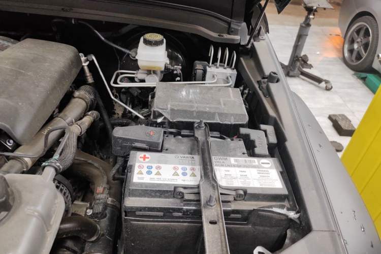 Used Tank 300 2024 2.0T Conqueror Engine Bay Left