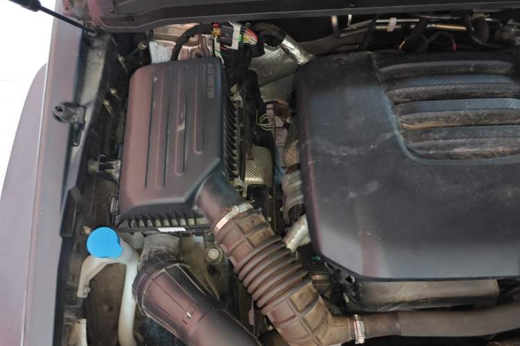 Used Tank 300 2024 2.0T Challenger Engine Bay Right