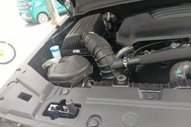 Used Tank 300 2024 2.0T Challenger Engine Bay Right