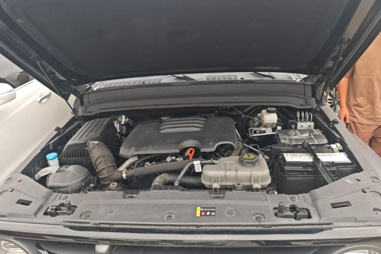 Used Tank 300 2024 2.0T Challenger Engine Bay