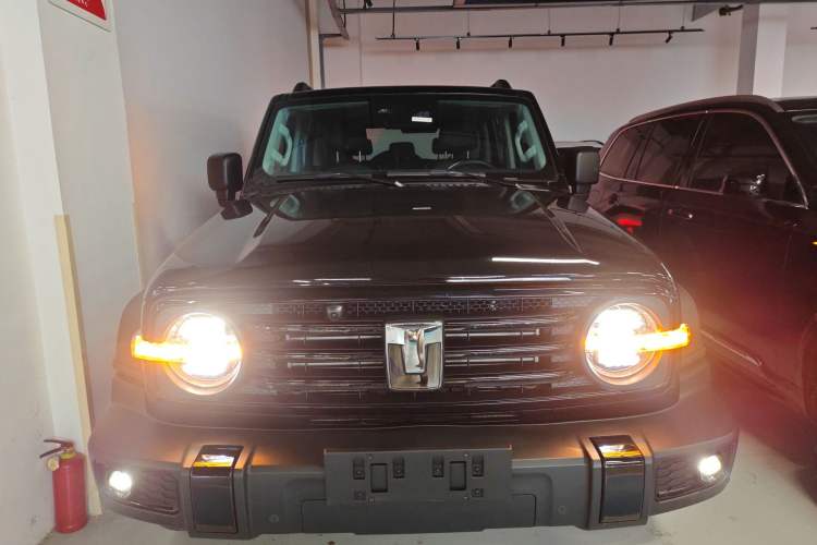 Used Tank 300 2024 2.0T Conqueror Front