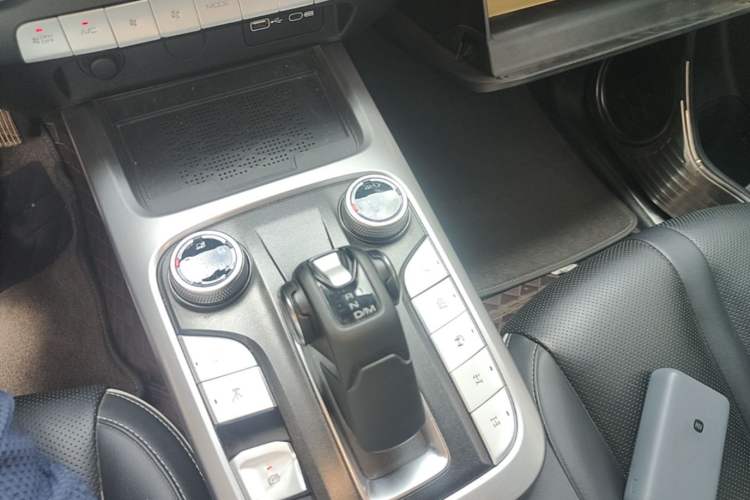 Used Tank 300 2024 2.0T Conqueror Gear Lever