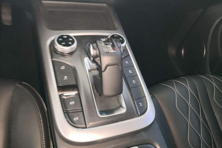 Used Tank 300 2024 2.0T Challenger Gear Lever