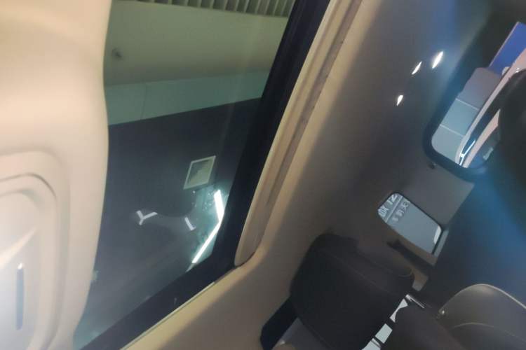 Used Tank 300 2024 2.0T Conqueror Headliner