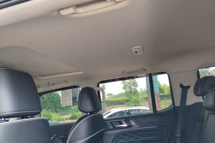 Used Tank 300 2024 2.0T Challenger Headliner