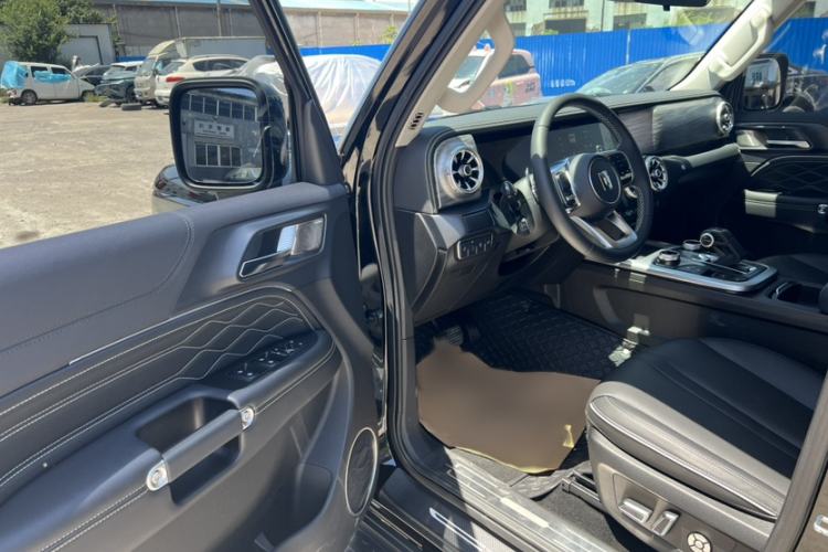 Used Tank 300 2024 2.0T Conqueror Interior 2