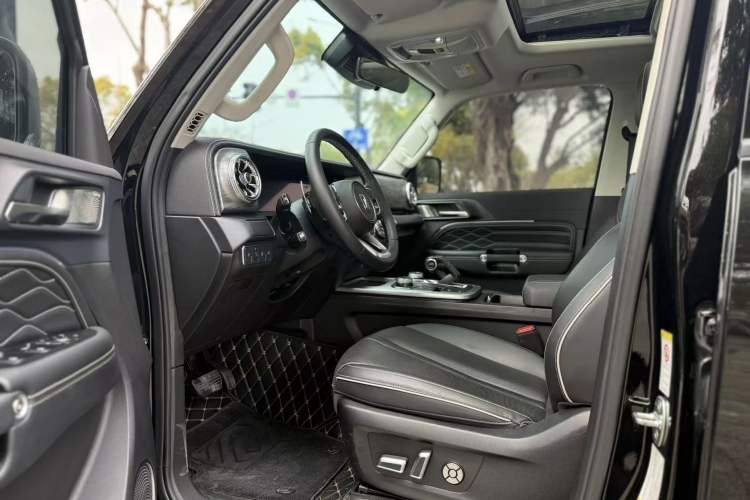 Used Tank 300 2024 2.0T Conqueror Interior 2