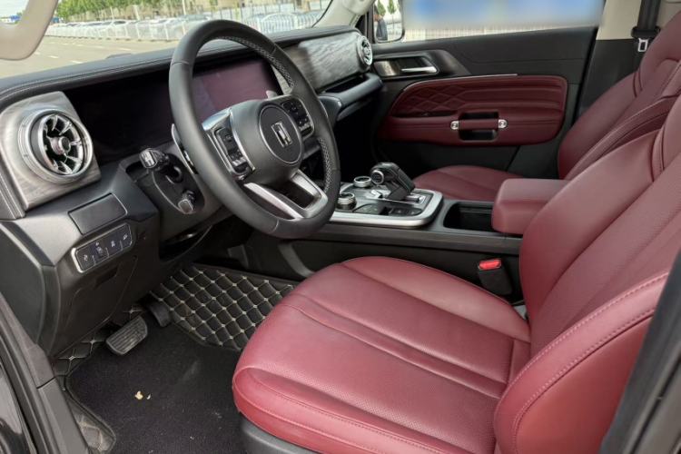 Used Tank 300 2024 2.0T Conqueror Interior 2
