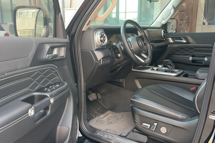Used Tank 300 2024 2.0T Conqueror Interior 2