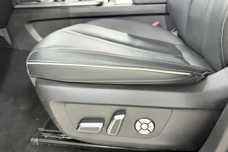 Used Tank 300 2024 2.0T Conqueror Interior 3