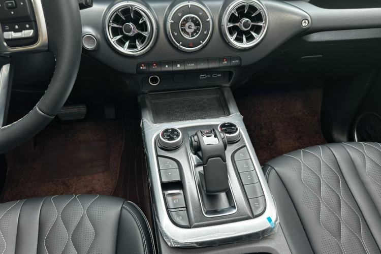 Used Tank 300 2024 2.0T Challenger Interior 3