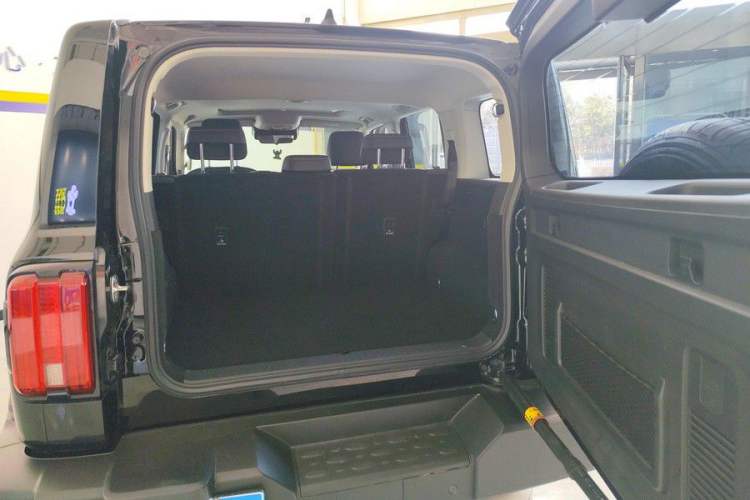 Used Tank 300 2024 2.0T Conqueror Interior 5