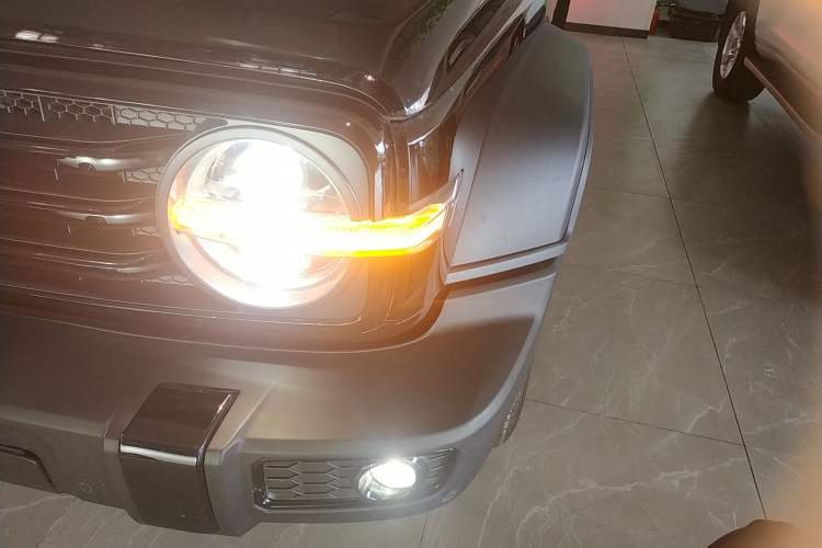 Used Tank 300 2024 2.0T Conqueror Left Front Headlight