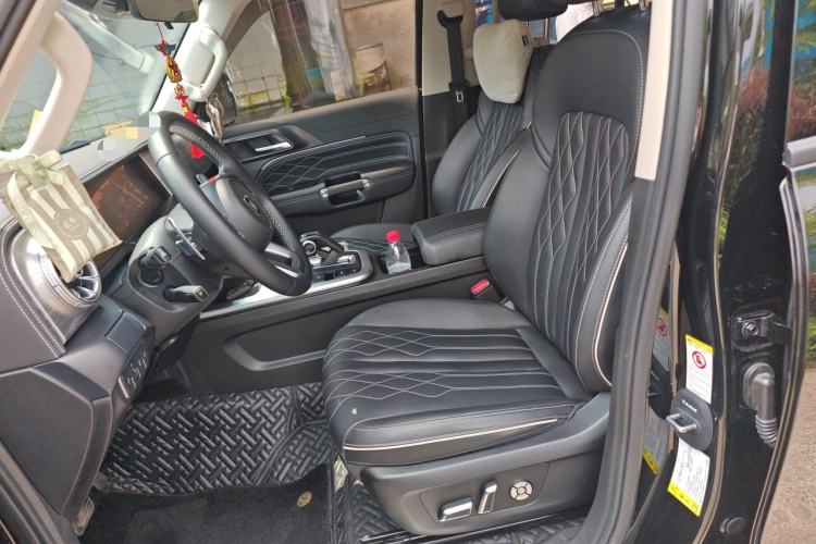 Used Tank 300 2024 2.0T Challenger Left Front Seat