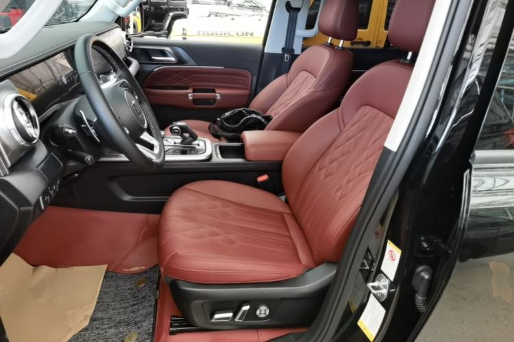 Used Tank 300 2024 2.0T Challenger Left Front Seat