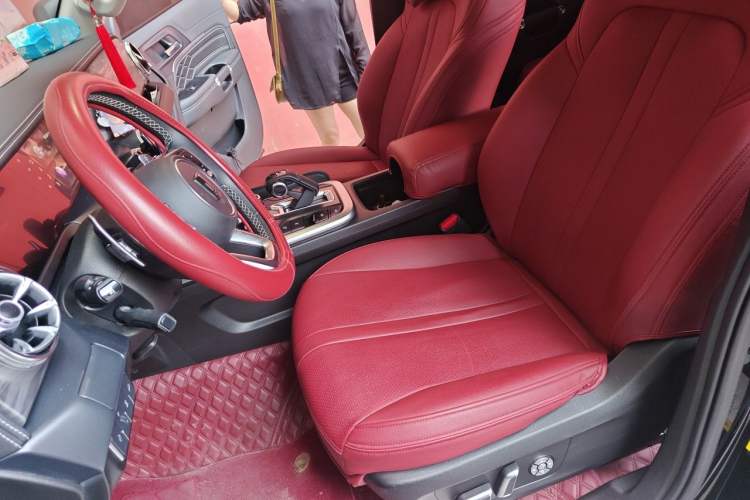 Used Tank 300 2024 2.0T Challenger Left Front Seat