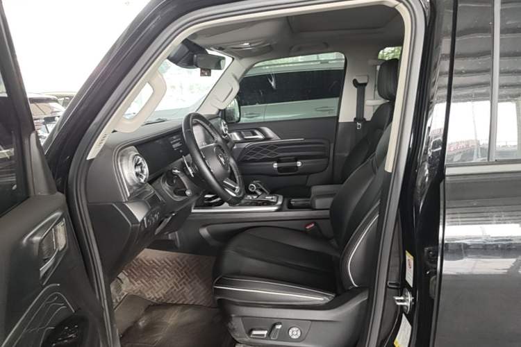 Used Tank 300 2024 2.0T Conqueror Left Front Seat