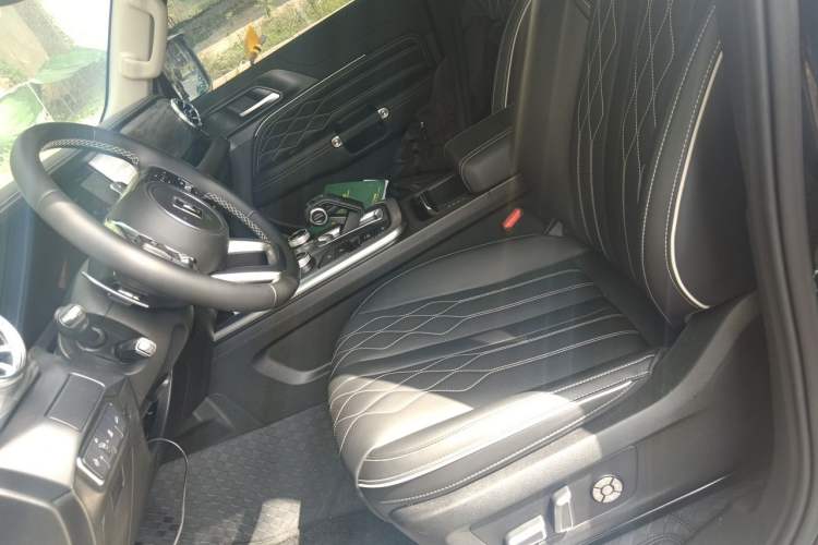 Used Tank 300 2024 2.0T Challenger Left Front Seat