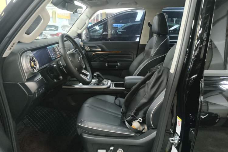 Used Tank 300 2024 2.0T Conqueror Left Front Seat