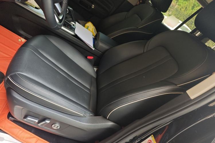 Used Tank 300 2024 2.0T Conqueror Left Front Seat