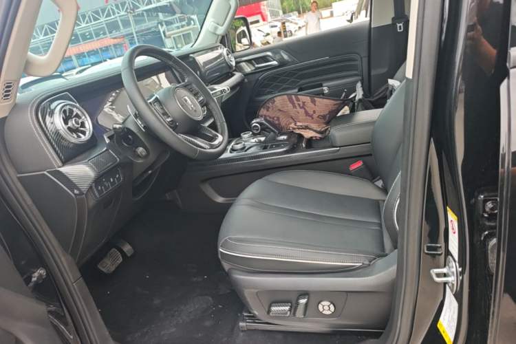 Used Tank 300 2024 2.0T Conqueror Left Front Seat