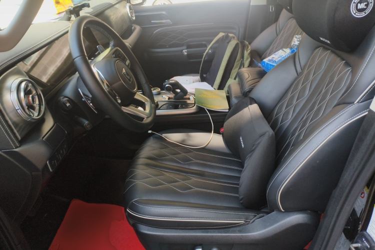 Used Tank 300 2024 2.0T Challenger Left Front Seat