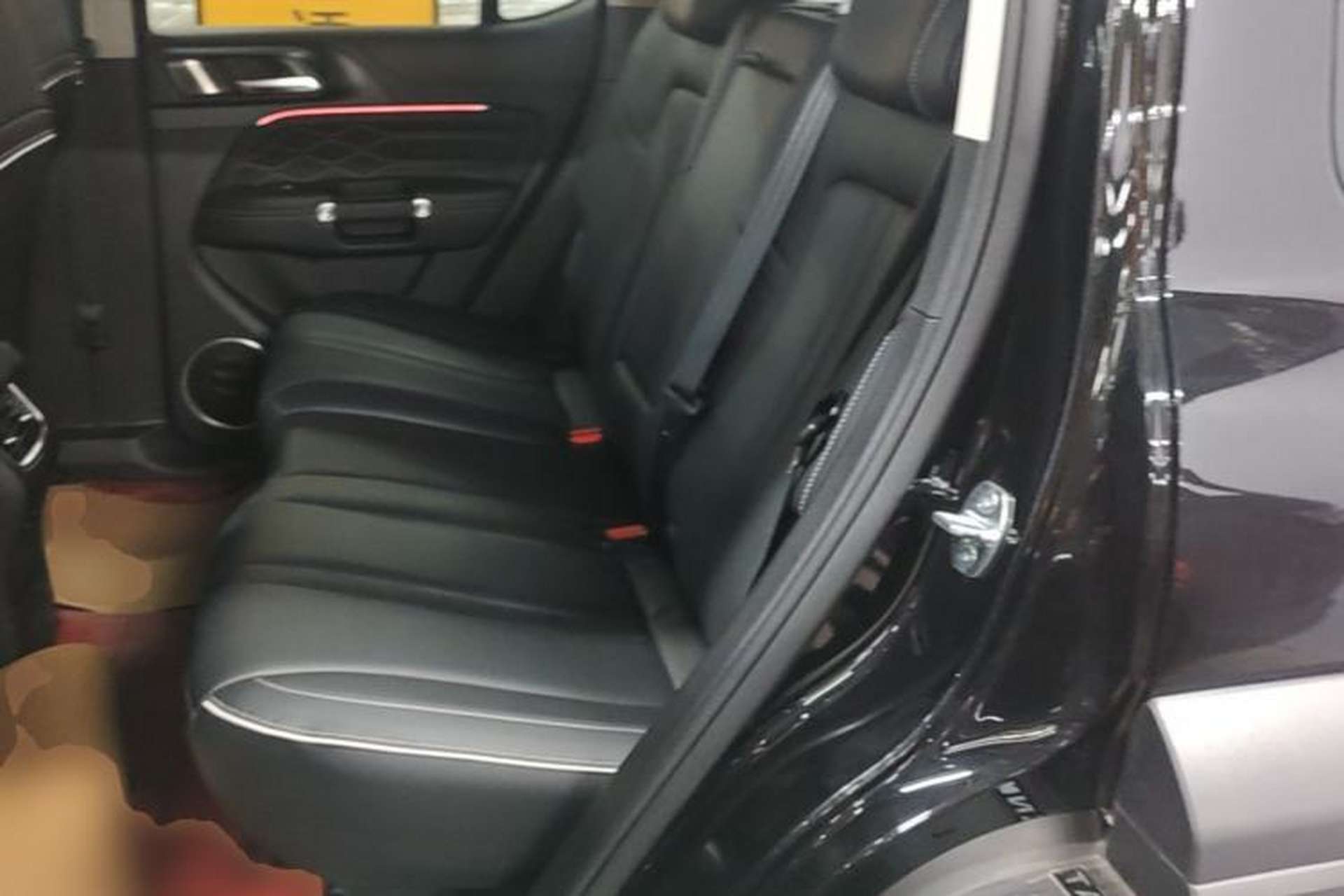 Used Tank 300 2024 2.0T Conqueror Left Rear Seat