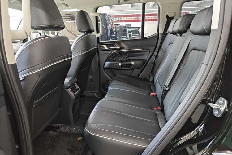 Used Tank 300 2024 2.0T Crosser Left Rear Seat