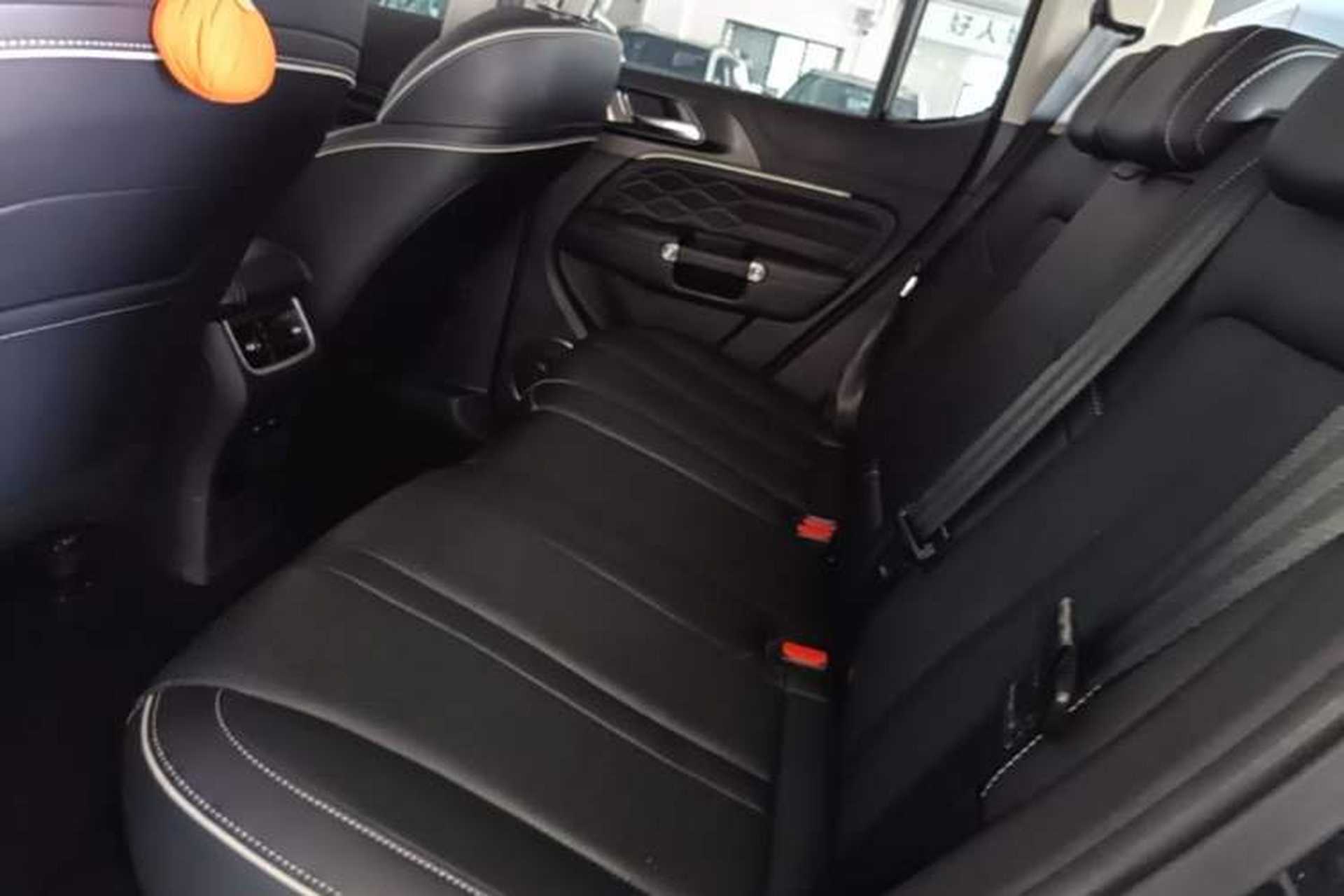 Used Tank 300 2024 2.0T Conqueror Left Rear Seat