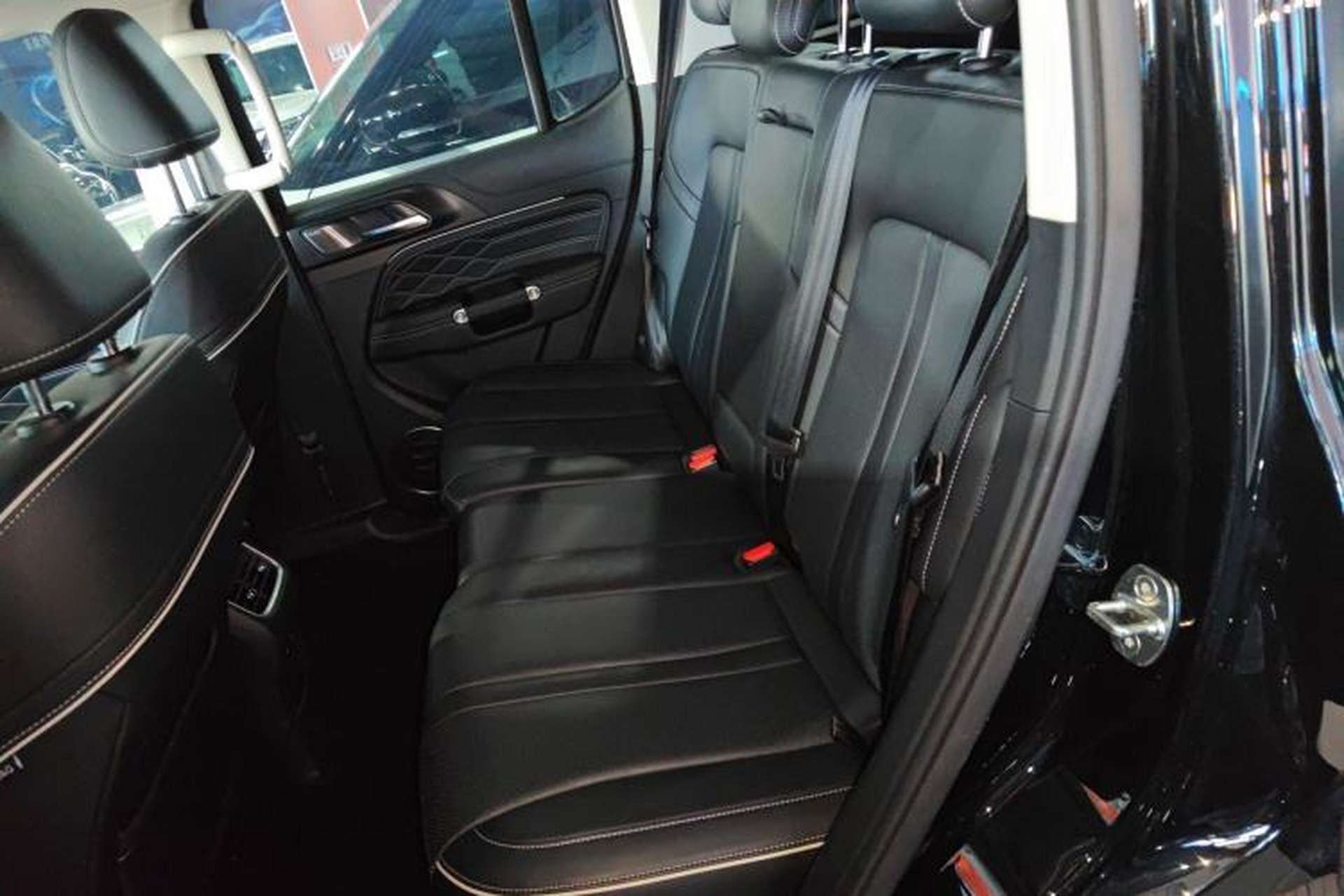 Used Tank 300 2024 2.0T Conqueror Left Rear Seat
