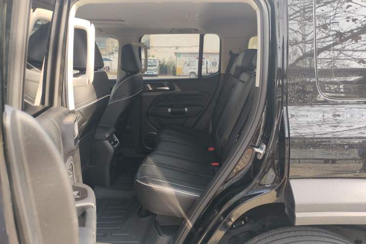 Used Tank 300 2024 2.0T Conqueror Left Rear Seat