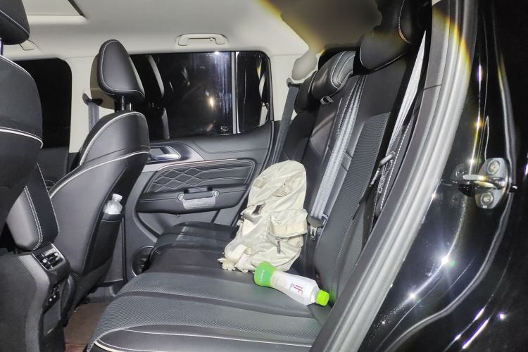 Used Tank 300 2024 2.0T Conqueror Left Rear Seat