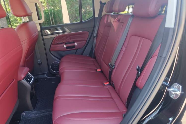 Used Tank 300 2024 2.0T Conqueror Left Rear Seat