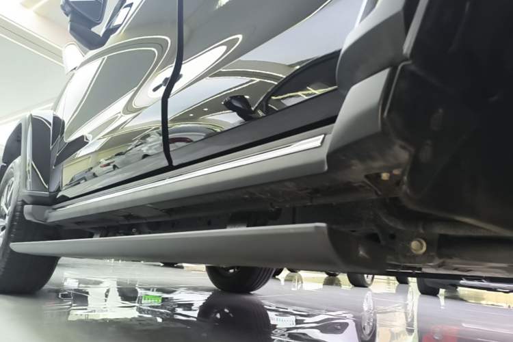 Used Tank 300 2024 2.0T Crosser Left Side Sill