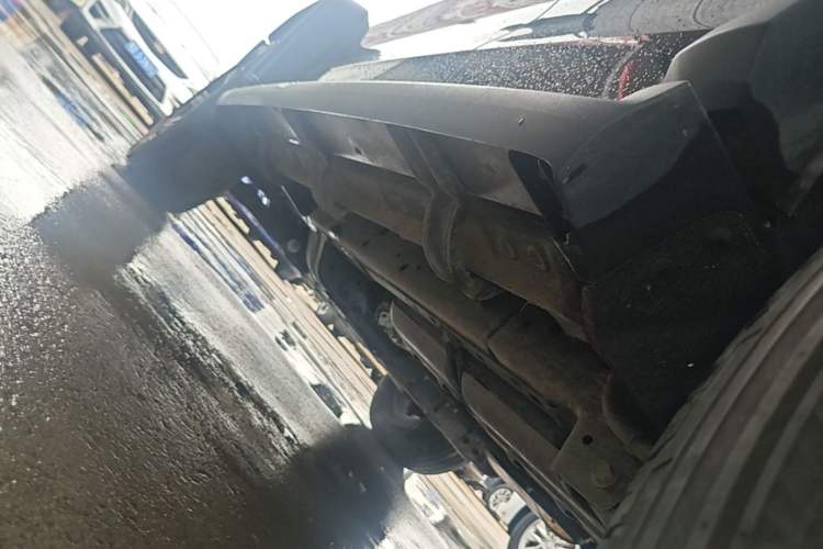 Used Tank 300 2024 2.0T Conqueror Left Side Sill