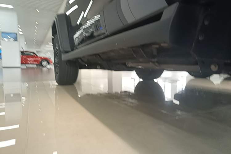 Used Tank 300 2024 2.0T Conqueror Left Side Sill