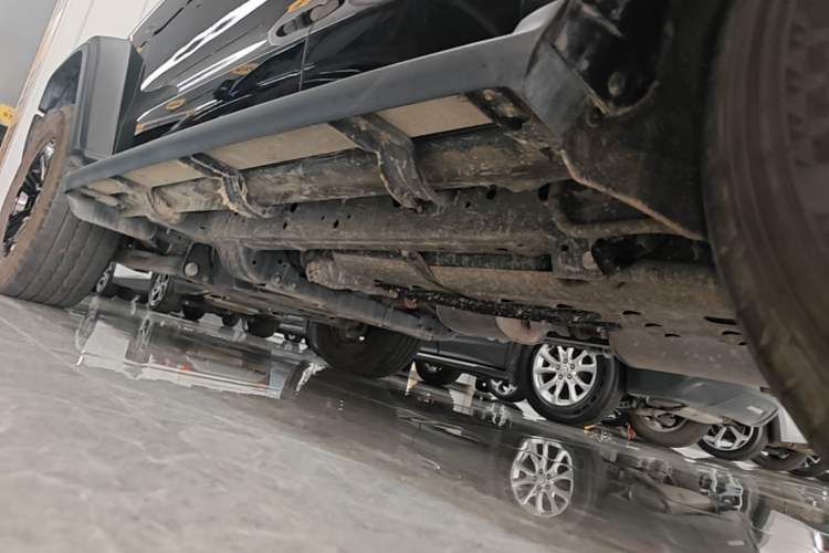 Used Tank 300 2024 2.0T Conqueror Left Side Sill