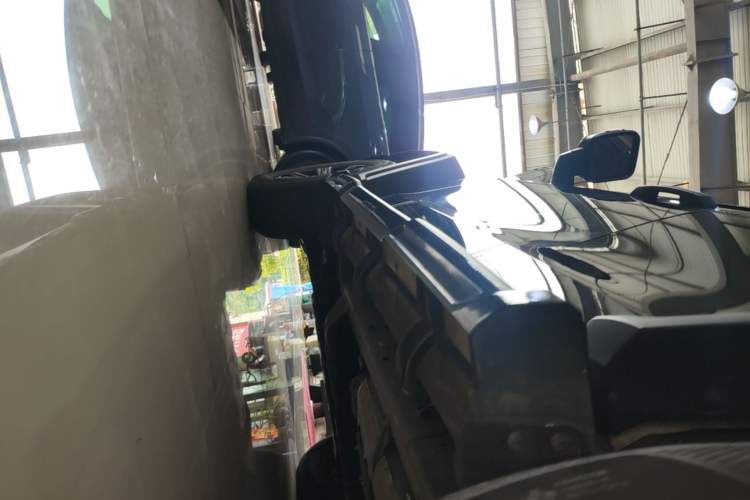 Used Tank 300 2024 2.0T Challenger Left Side Sill