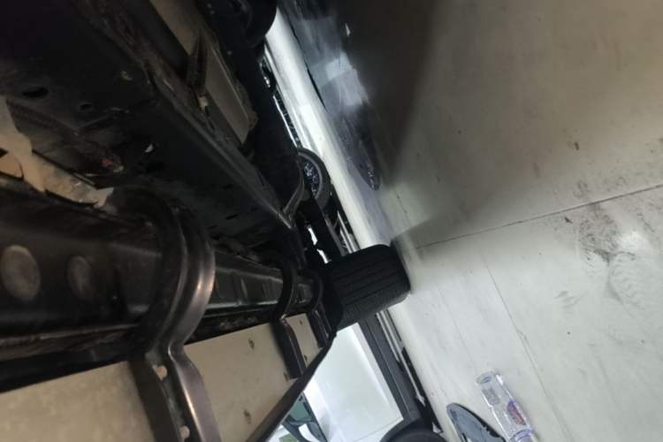 Used Tank 300 2024 2.0T Conqueror Left Side Sill