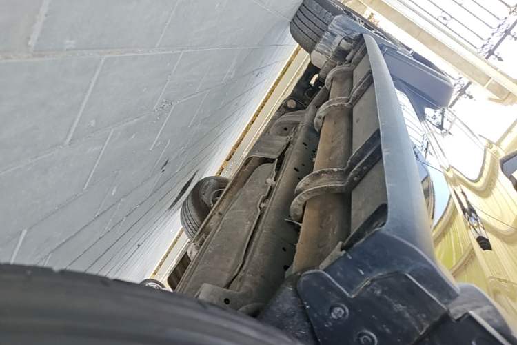 Used Tank 300 2024 2.0T Challenger Left Side Sill
