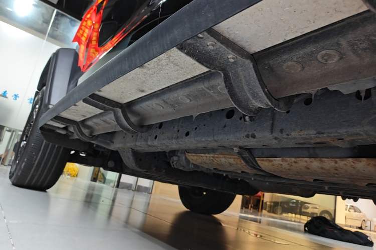 Used Tank 300 2024 2.0T Conqueror Left Side Sill