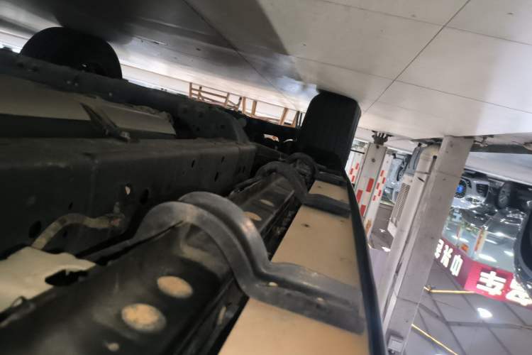 Used Tank 300 2024 2.0T Conqueror Left Side Sill