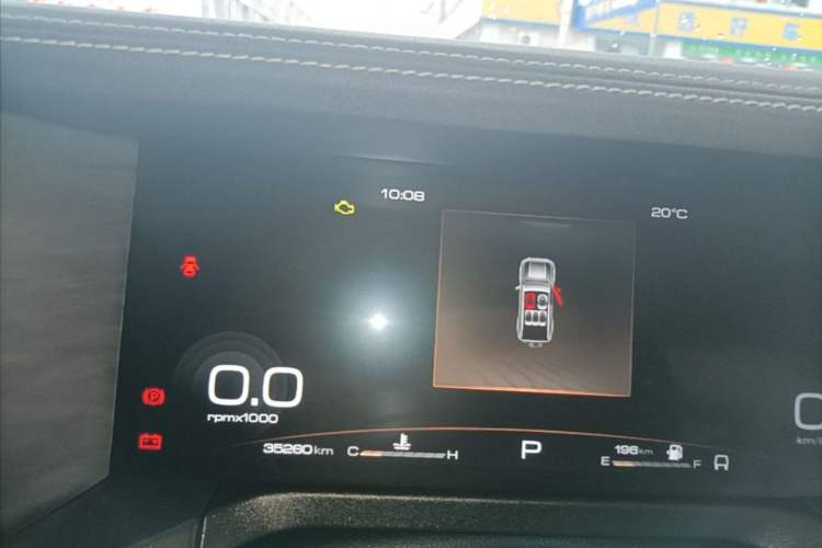 Used Tank 300 2024 2.0T Challenger Odometer Close Up