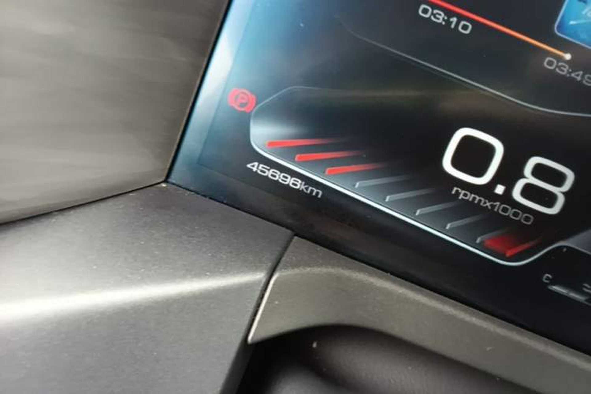 Used Tank 300 2024 2.0T Challenger Odometer Close Up