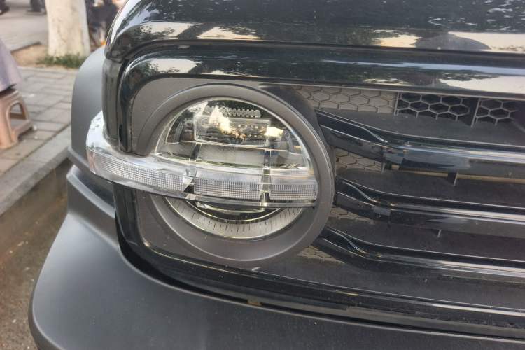 Used Tank 300 2024 2.0T Conqueror Right Front Headlight