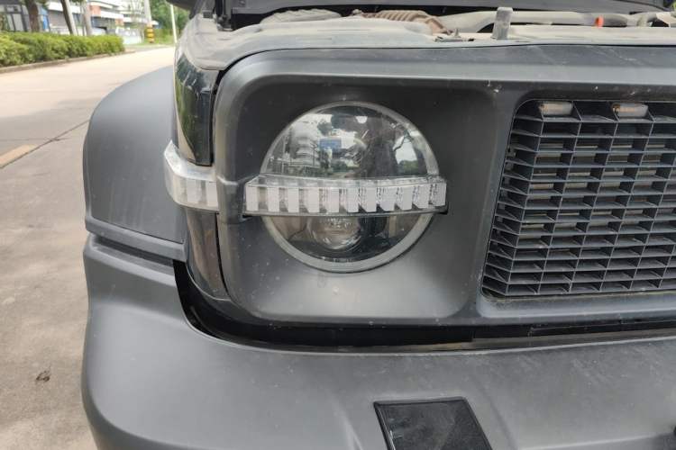 Used Tank 300 2024 2.0T Conqueror Right Front Headlight