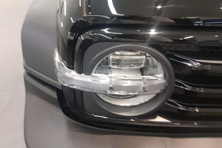 Used Tank 300 2024 2.0T Challenger Right Front Headlight